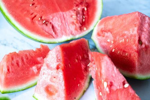 蓝瓜糖给你吃,探寻童年记忆中的美味时光